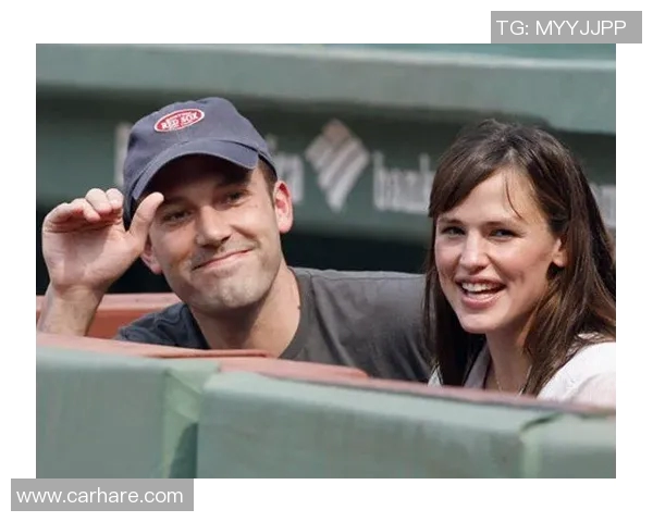 在办公室中爱上足球明星的趣味猜谜游戏与团队互动体验